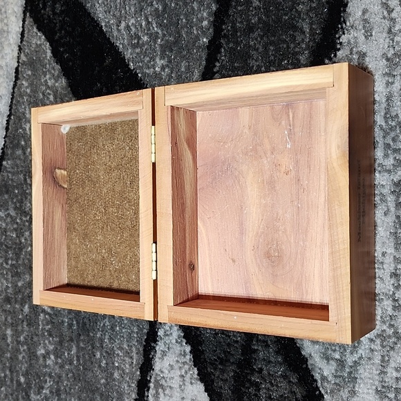 VINTAGE WINTER THUNDER HORSE MACKINAC ISLAND MICHIGAN CEDAR DECOR KEEPSAKE BOX - Picture 8 of 15